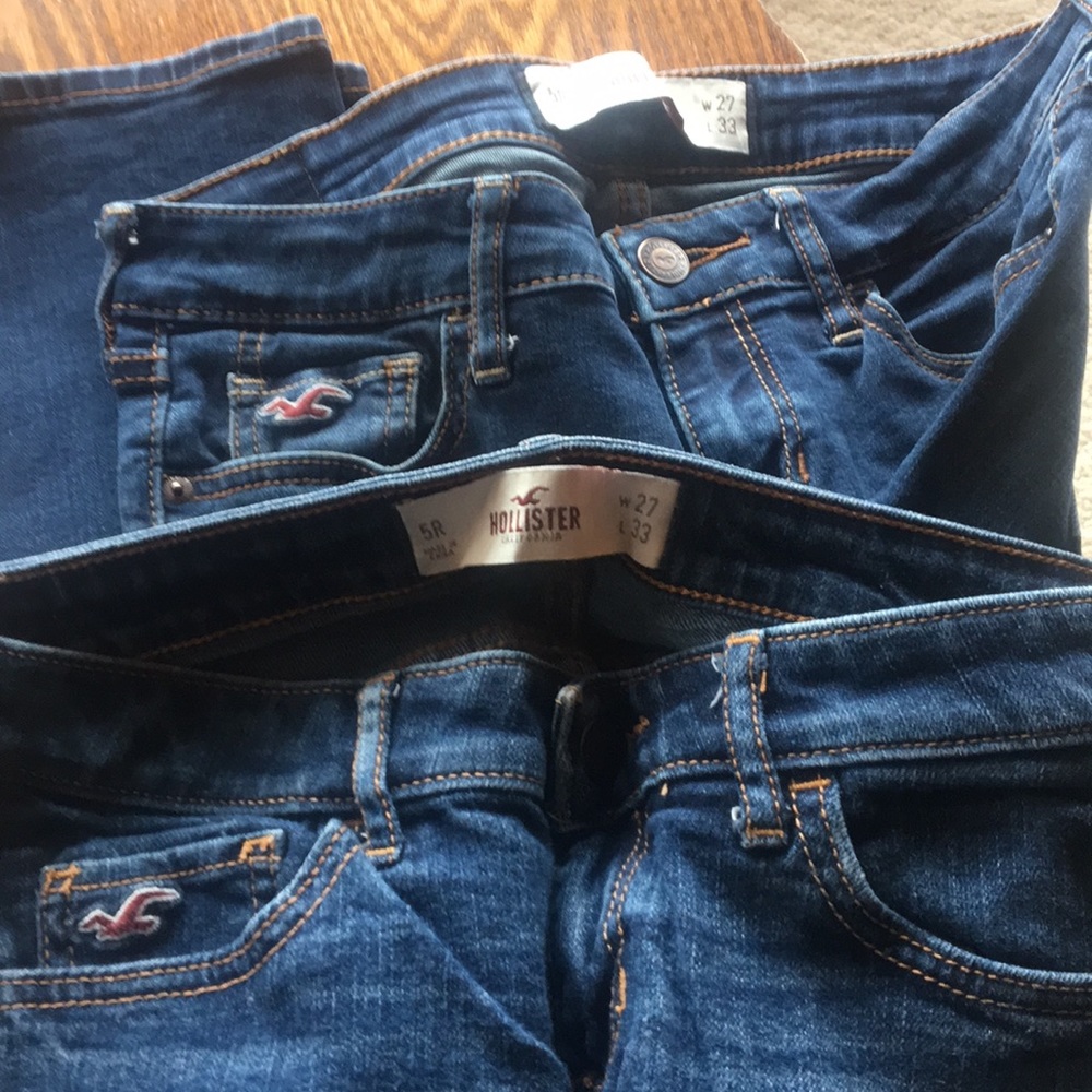 2 pair cute Hollister Jeans 27/33